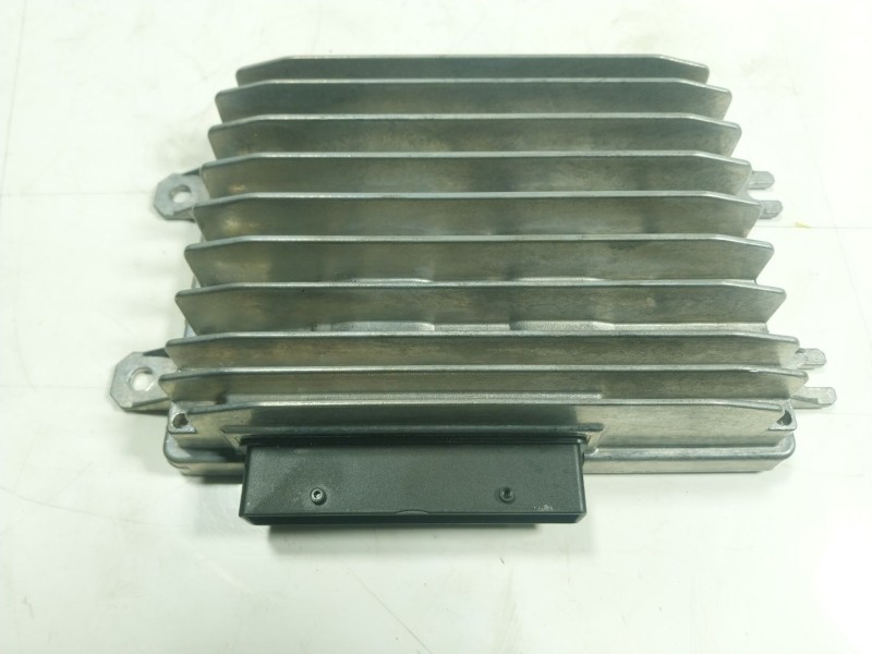 Recambio de modulo electronico para audi q4 e-tron aq4e f4bac3 referencia OEM IAM 8Y0035465A 8Y0035465 