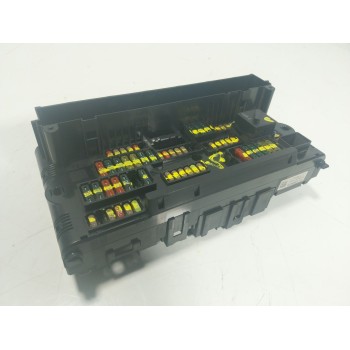 CAJA RELES / FUSIBLES 61149234421 923442101 