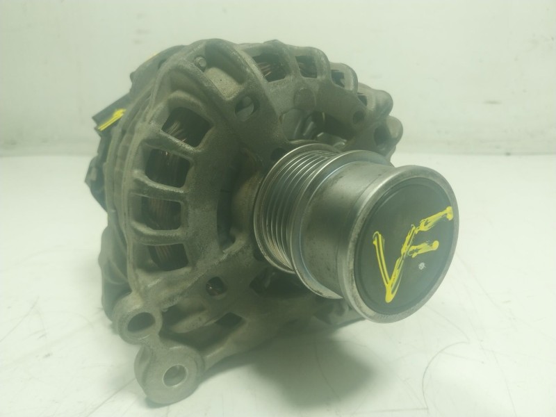 Recambio de alternador para seat ibiza (6p1) 1.2 tsi referencia OEM IAM 04E903015A  04E903015A