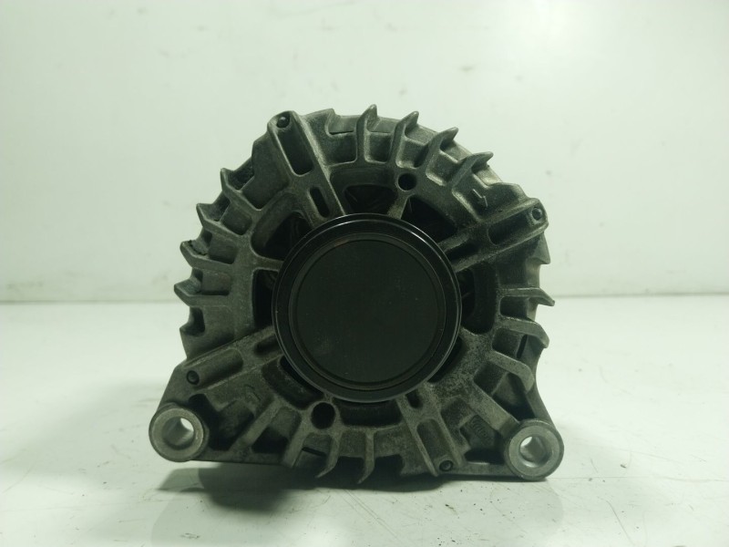Recambio de alternador para citroën c4 cactus 1.6 bluehdi 100 referencia OEM IAM 9810525380 9810525380 
