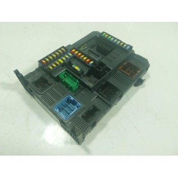 CAJA RELES / FUSIBLES 1635126580 9807531680 