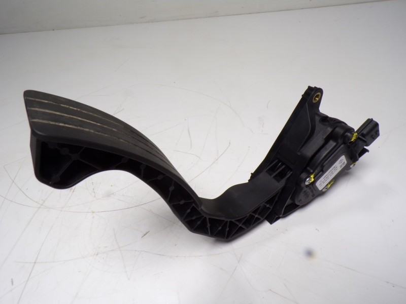 Recambio de potenciometro pedal para dacia sandero 1.0 12v cat referencia OEM IAM 180022703R 180022703R 6PV00997803