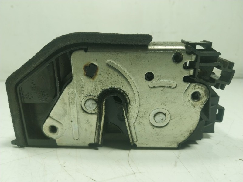 Recambio de cerradura puerta delantera derecha para bmw x3 (e83) 2.5si referencia OEM IAM 51217202144 7167072 