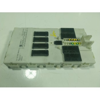 CAJA RELES / FUSIBLES 61359438729 935286201 