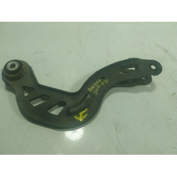 BRAZO SUSPENSION SUPERIOR TRASERO DERECHO A2463501006 