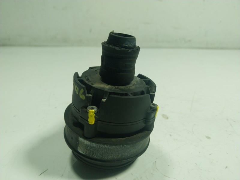 Recambio de bomba agua para mercedes-benz clase gla (x156) gla 180 (156.942) referencia OEM IAM A0005000686 A0005000686 