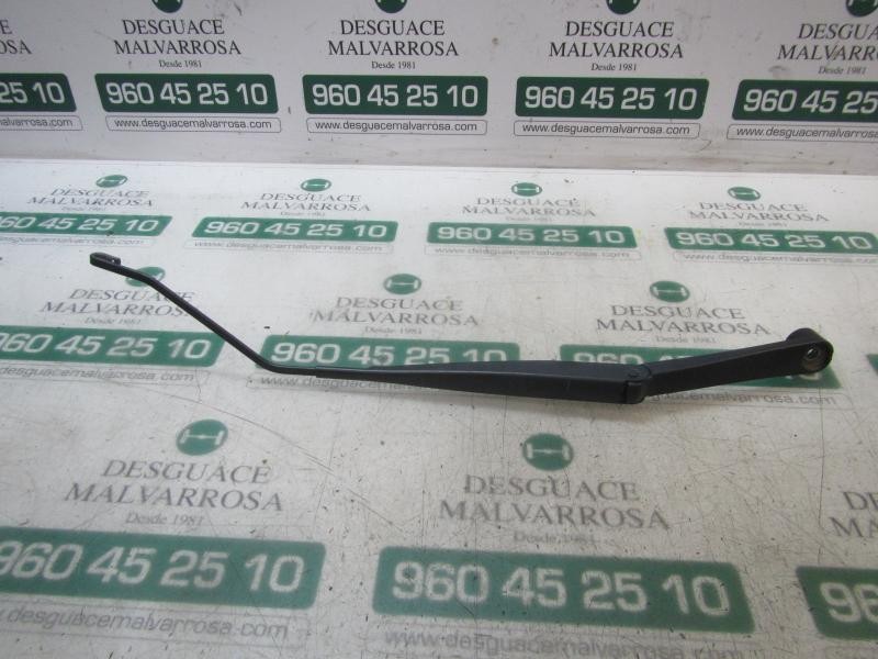 Recambio de brazo limpia delantero derecho para chevrolet cruze 2.0 diesel cat referencia OEM IAM 95971329  