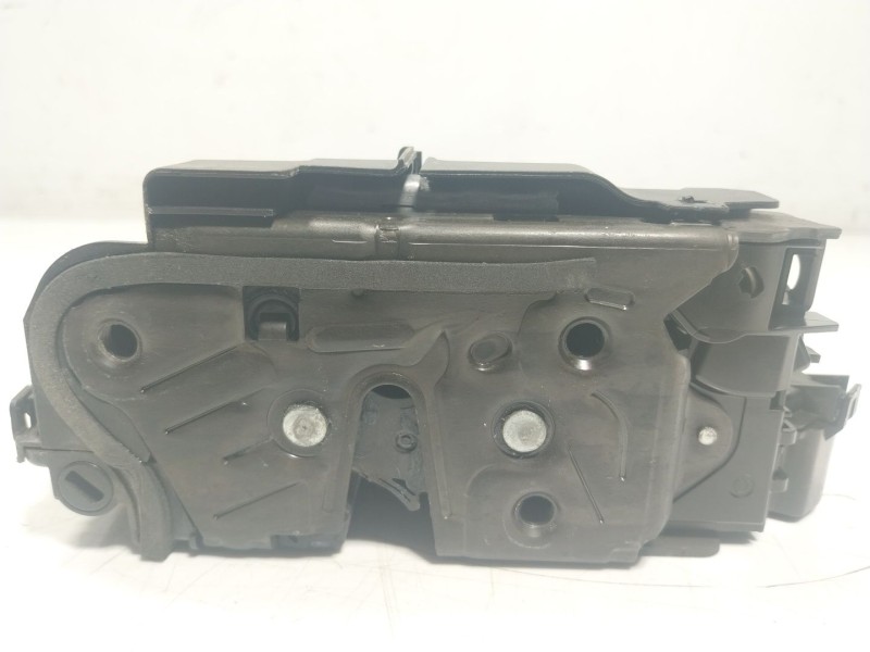 Recambio de cerradura puerta delantera derecha para volkswagen t-roc 1.5 16v tsi act referencia OEM IAM 5TB837016C 5TB837016C 