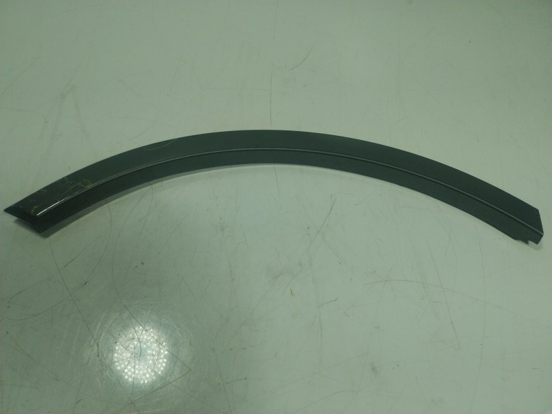 Recambio de aletin trasero derecho para audi q7 4mg 3.0 v6 24v tdi referencia OEM IAM 4M0853818HGRU 4M0853818H 