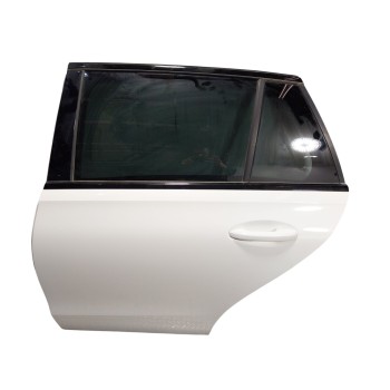 PUERTA TRASERA IZQUIERDA A2067305501 