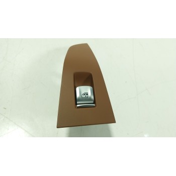 MANDO ELEVALUNAS DELANTERO DERECHO 61319299457 929945702 