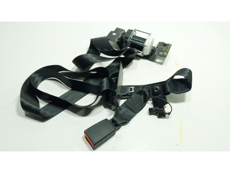 Recambio de cinturon seguridad trasero central para volkswagen amarok (t1a, t1b) 2.0 tdi 4motion referencia OEM IAM  MB3B26611B6