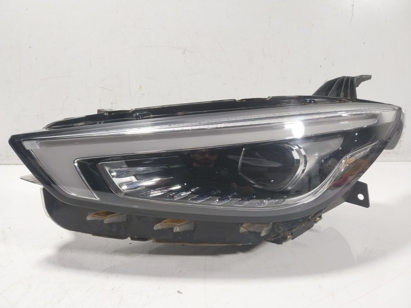 Recambio de faro izquierdo para mg zs suv (azs1) 1.5 vti referencia OEM IAM   