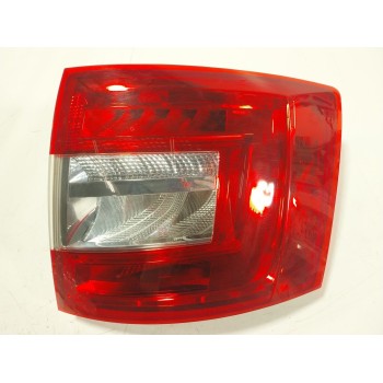 PILOTO TRASERO DERECHO 5E9945112B 5E9945096B 