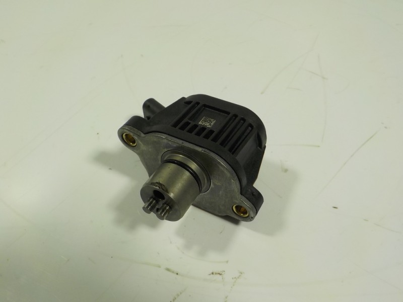 Recambio de modulo electronico para audi a3 sportback (8vf) 35 tfsi s line referencia OEM IAM  04E906048A 