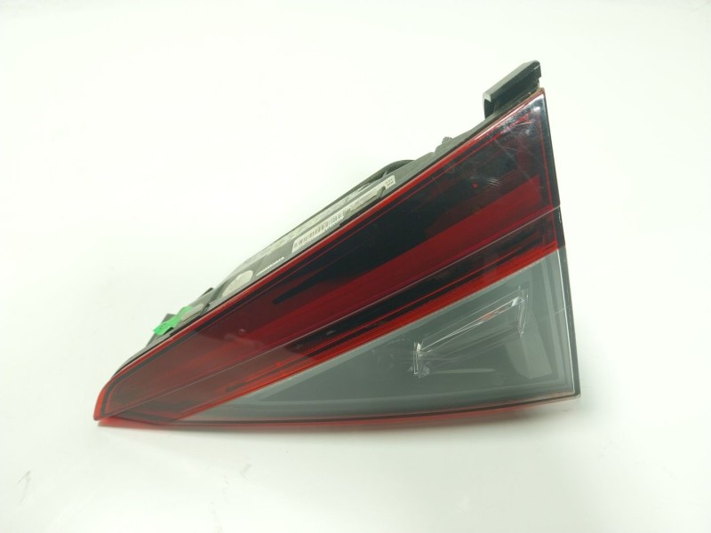 Recambio de piloto trasero derecho interior para skoda superb iii (3v3) 2.0 tdi referencia OEM IAM   