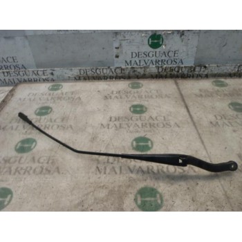 BRAZO LIMPIA DELANTERO DERECHO 