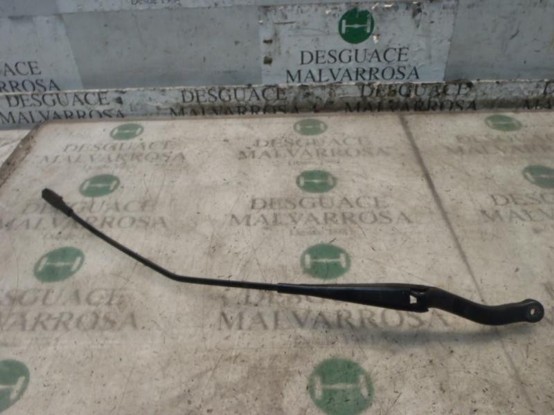 Recambio de brazo limpia delantero derecho para opel corsa d 1.3 16v cdti referencia OEM IAM   