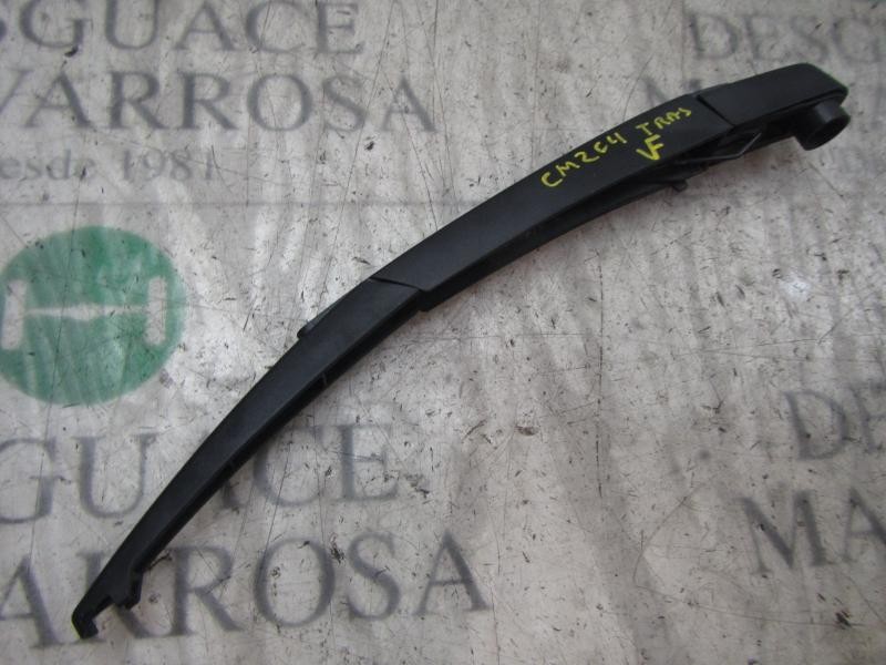 Recambio de brazo limpia trasero para renault zoe referencia OEM IAM   