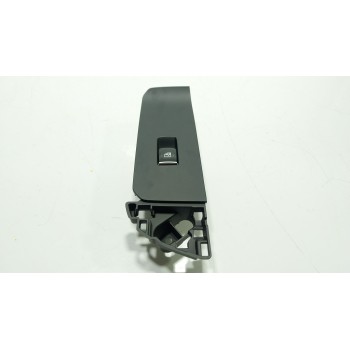 MANDO ELEVALUNAS DELANTERO DERECHO 61319327031 9327031 