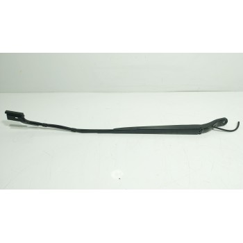 BRAZO LIMPIA DELANTERO DERECHO 