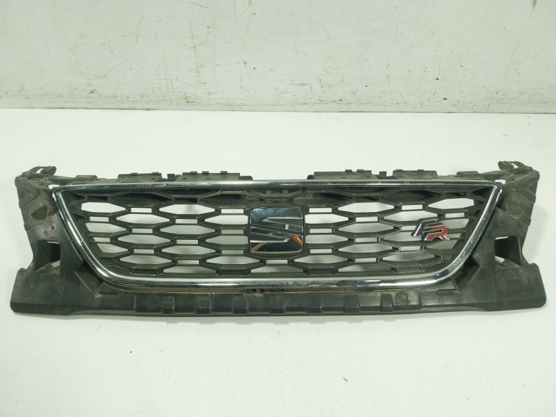 Recambio de rejilla para seat leon (5f1) 2.0 tdi referencia OEM IAM   