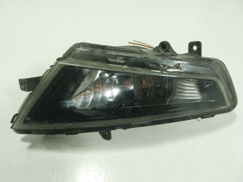 Recambio de faro antiniebla derecho para seat leon (5f1) 2.0 tdi referencia OEM IAM   