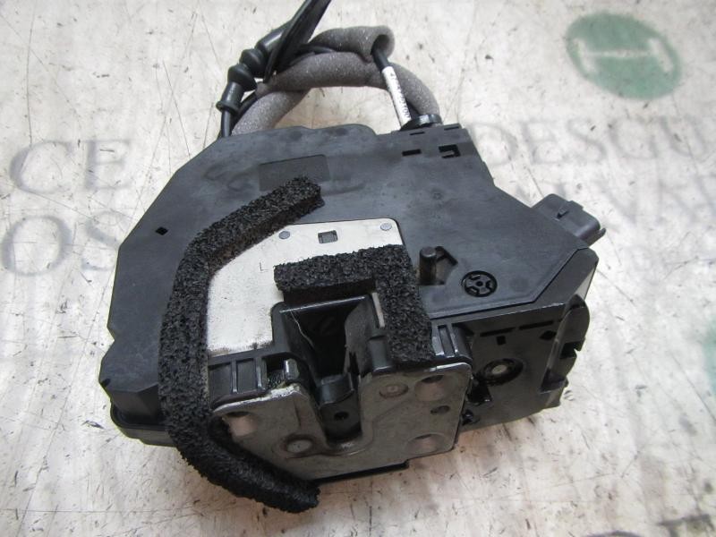 Recambio de cerradura puerta trasera izquierda para renault zoe referencia OEM IAM   