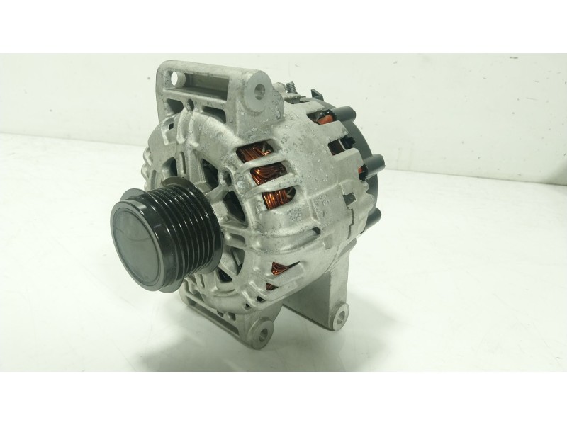 Recambio de alternador para opel insignia a (g09) 2.0 turbo (68) referencia OEM IAM 2605326A  