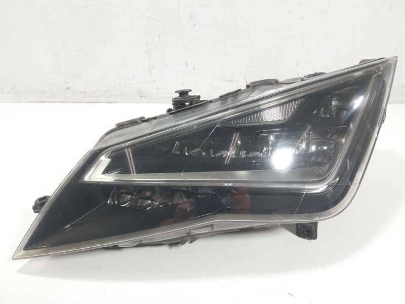 Recambio de faro izquierdo para seat leon (5f1) 2.0 tdi referencia OEM IAM  5F1941007A 
