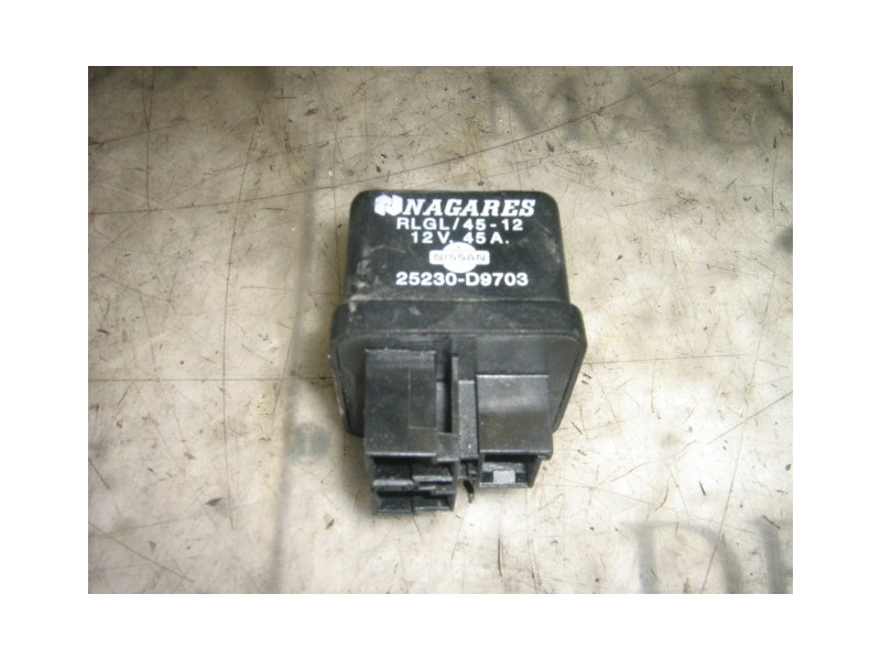 Recambio de modulo electronico para nissan trade 100 referencia OEM IAM   