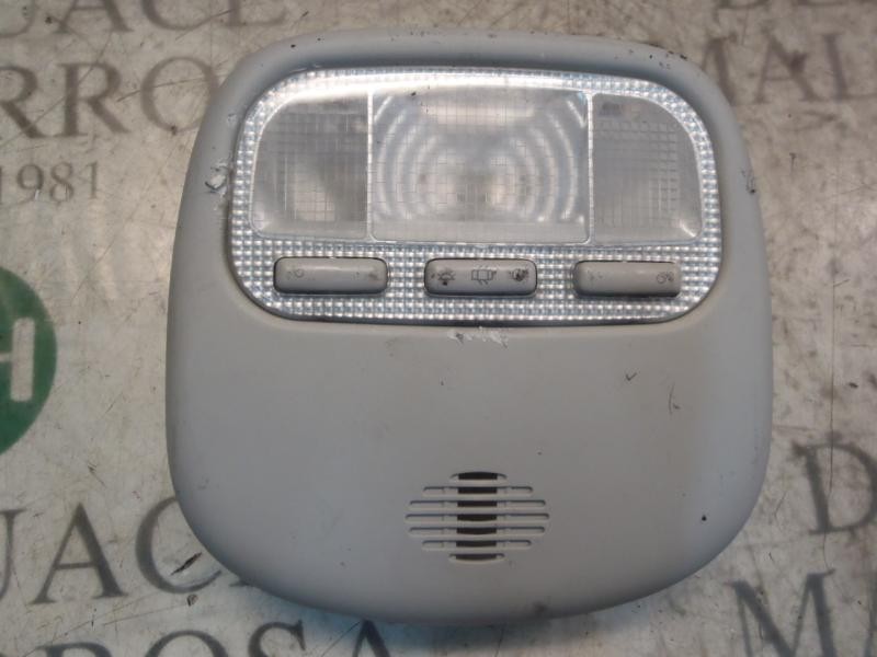 Recambio de piloto interior para peugeot 207 xs referencia OEM IAM   