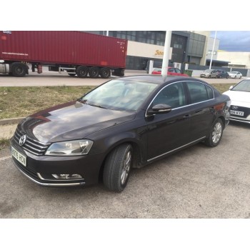 VOLKSWAGEN PASSAT LIM. (362)