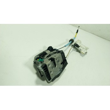 CERRADURA PUERTA TRASERA IZQUIERDA 51227477703 51227477703 