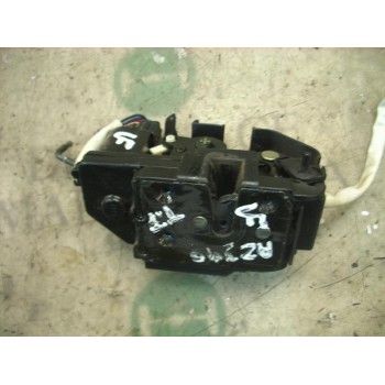 CERRADURA PUERTA TRASERA IZQUIERDA 814101C020 