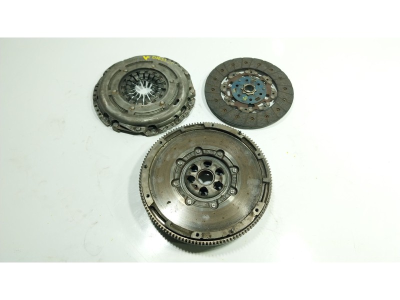 Recambio de kit embrague para seat leon (5f1) 2.0 tdi referencia OEM IAM  3082002066 