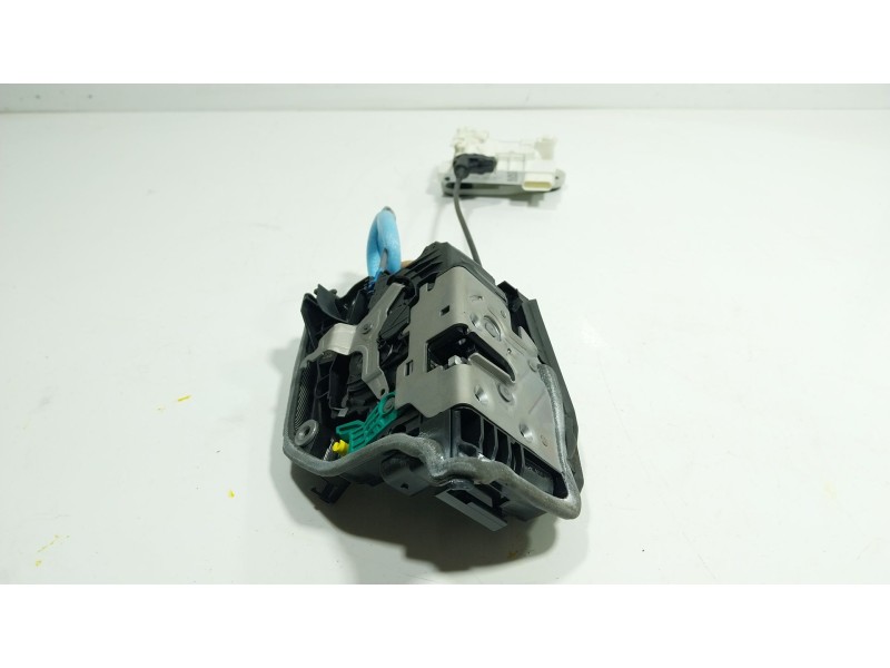 Recambio de cerradura puerta trasera izquierda para bmw x7 (g07) xdrive 40 d mild-hybrid referencia OEM IAM  5122747703 