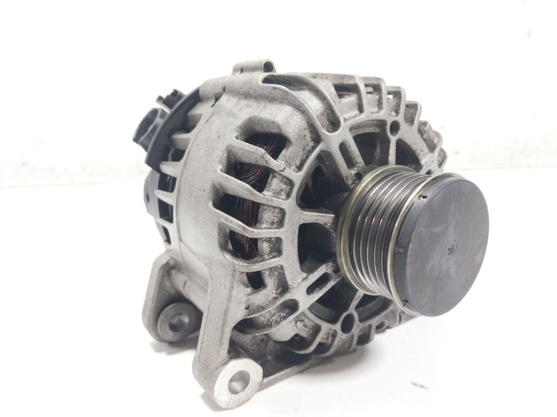Recambio de alternador para citroën c4 cactus 1.2 thp 110 referencia OEM IAM   