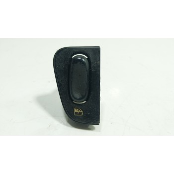 MANDO ELEVALUNAS DELANTERO IZQUIERDO 65520400 