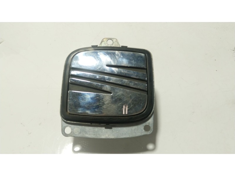 Recambio de maneta porton para seat altea (5p1) 1.9 tdi referencia OEM IAM  5P0827565D 