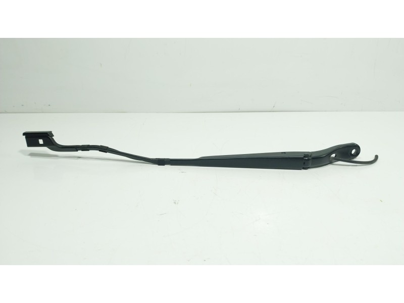 Recambio de brazo limpia delantero izquierdo para peugeot rifter 1.5 bluehdi 130 referencia OEM IAM   