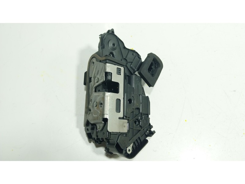 Recambio de cerradura puerta delantera izquierda para skoda karoq (nu7, nd7) 1.5 tsi referencia OEM IAM  B5E5TB837015E 