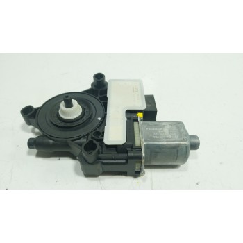 MOTOR ELEVALUNAS TRASERO DERECHO 5Q0959408E 5Q0959408E 