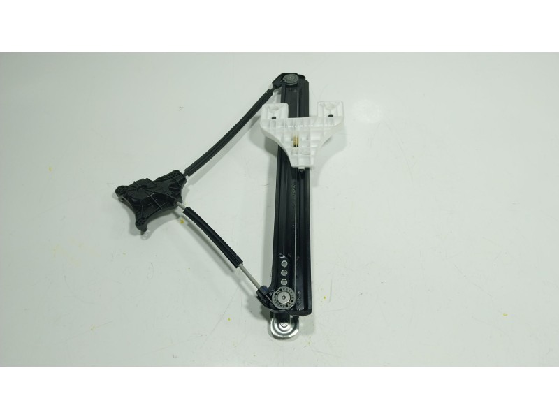 Recambio de elevalunas trasero izquierdo para skoda karoq (nu7, nd7) 1.5 tsi referencia OEM IAM  575839461A 