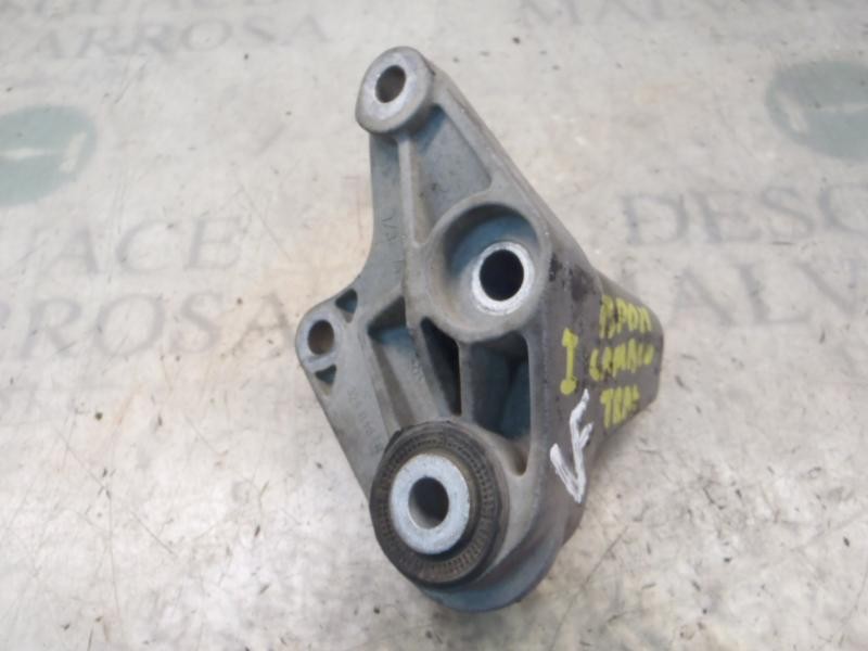 Recambio de soporte cambio para ford focus berlina (cap) ghia referencia OEM IAM   