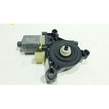 MOTOR ELEVALUNAS TRASERO DERECHO 
