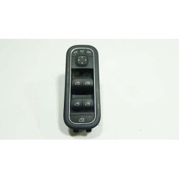 MANDO ELEVALUNAS DELANTERO IZQUIERDO A1679050101 A1679059803 