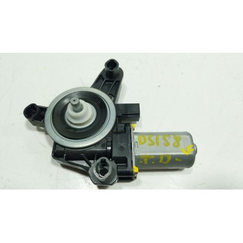 MOTOR ELEVALUNAS TRASERO DERECHO 