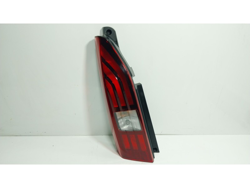 Recambio de piloto trasero izquierdo para peugeot rifter 1.5 bluehdi 130 referencia OEM IAM  9819427380 