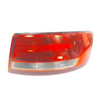 PILOTO TRASERO DERECHO 8W5945070A 